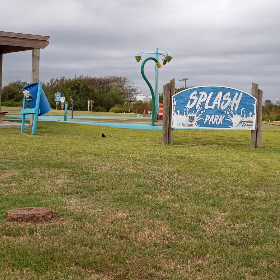 San-D By The Sea Hotel Surfside Beach Exterior photo